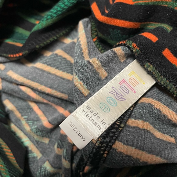 Lularoe tc leggings - Picture 3 of 3